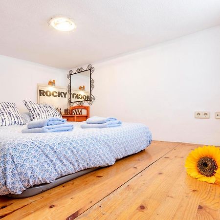 Апартаменти Original Loft En Lavapies Мадрид Екстер'єр фото